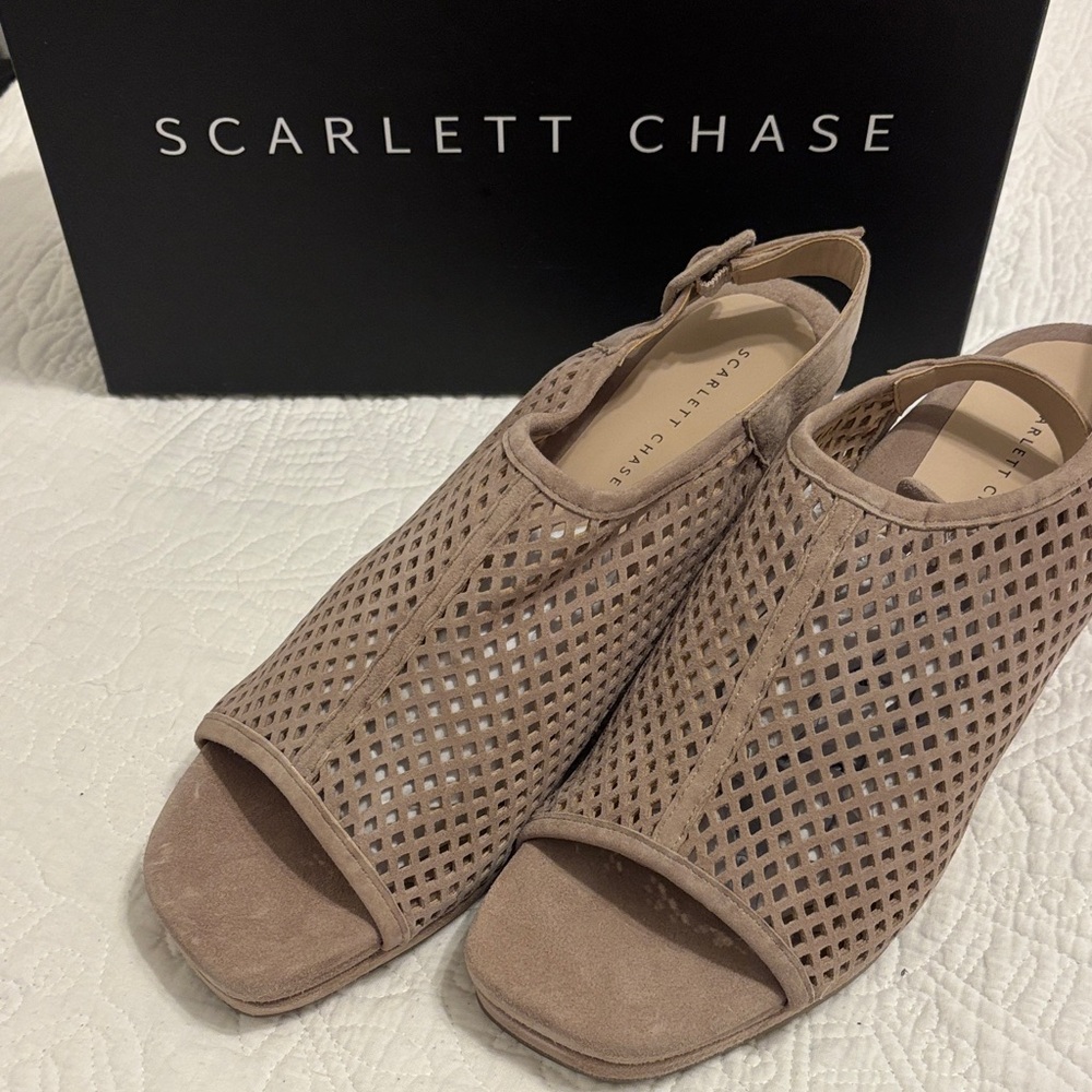 Women's Brown Peep-Toe Sandals